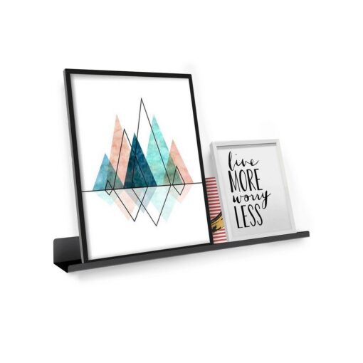 Estante LINE de 60cm en acero plegado, color negro, diseño moderno y minimalista, con cuadros decorativos Muett