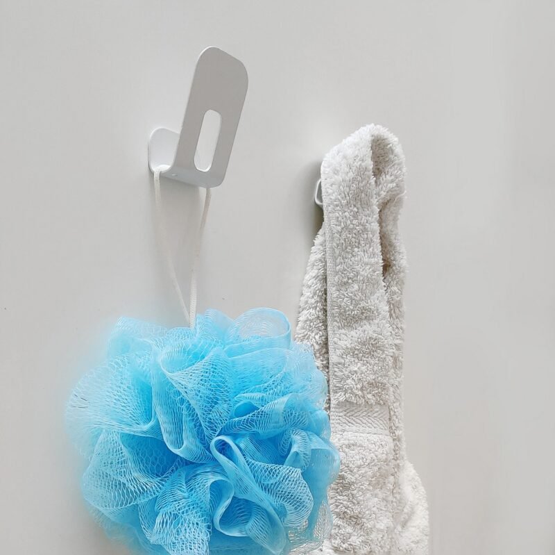 perchero alumino gancho diseño minimalista para baño cocina diseño original muett colgar toalla