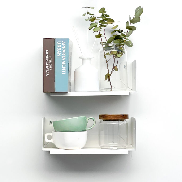 Par de estantes blancos repisas de acero de diseño minimalista modernos para libros especieros deco biblioteca de pared originales Muett