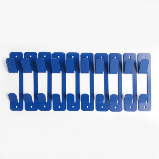 Pack x10 perchero de pared FUN de acero en color azul sobre fondo color neutro, diseño minimalista y resistente Muettpercheta diseño colores muett