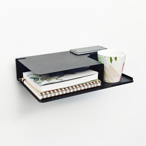 estante diseño original mesa de luz flotante mueble moderno organizador de dormitorio repisa doble para taza libro y celular con pasacables Muett