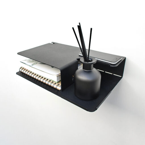 estante diseño original mesa de luz flotante mueble moderno organizador de dormitorio repisa doble para taza libro y celular con pasacables Muett