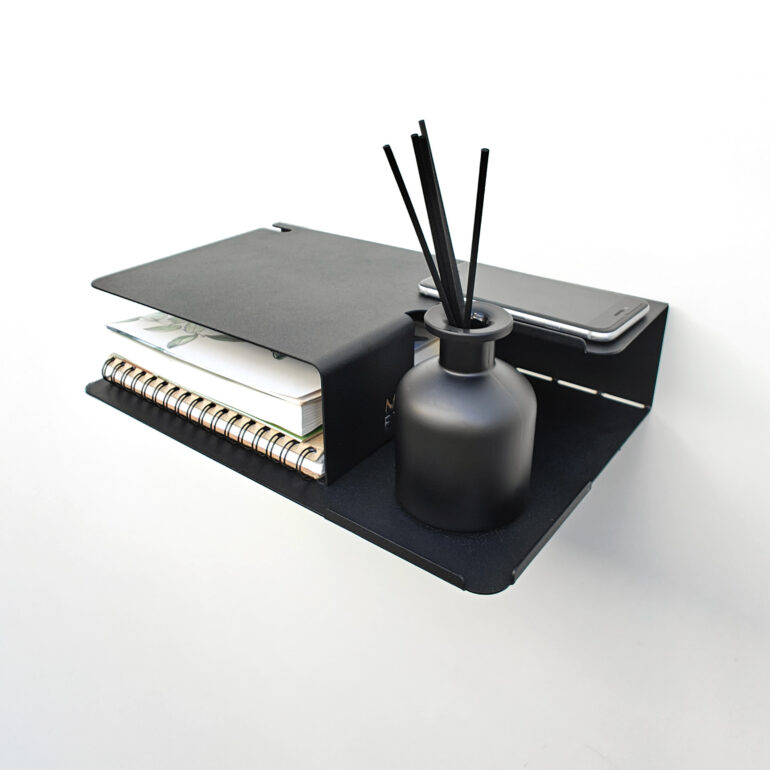 estante diseño original mesa de luz flotante mueble moderno organizador de dormitorio repisa doble para taza libro y celular con pasacables Muett